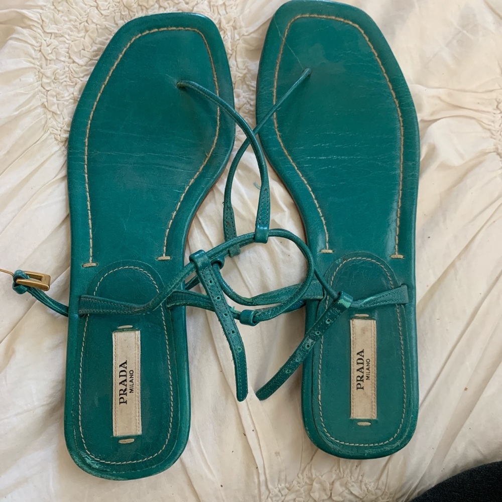 Prada thong sandal 💋💋💋